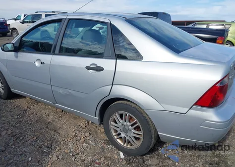 2007 Ford Focus S/Se/Ses из США, поврежденный, VIN 1FAHP34N17W186926